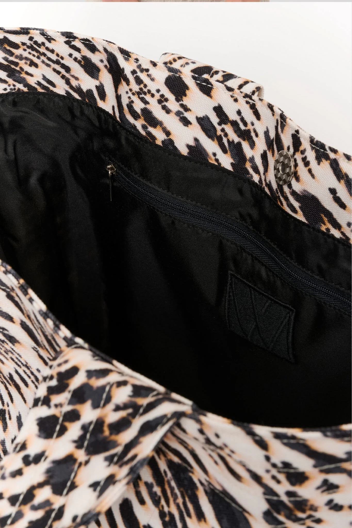 AdriaIW Tote Strokey Small - Image 5