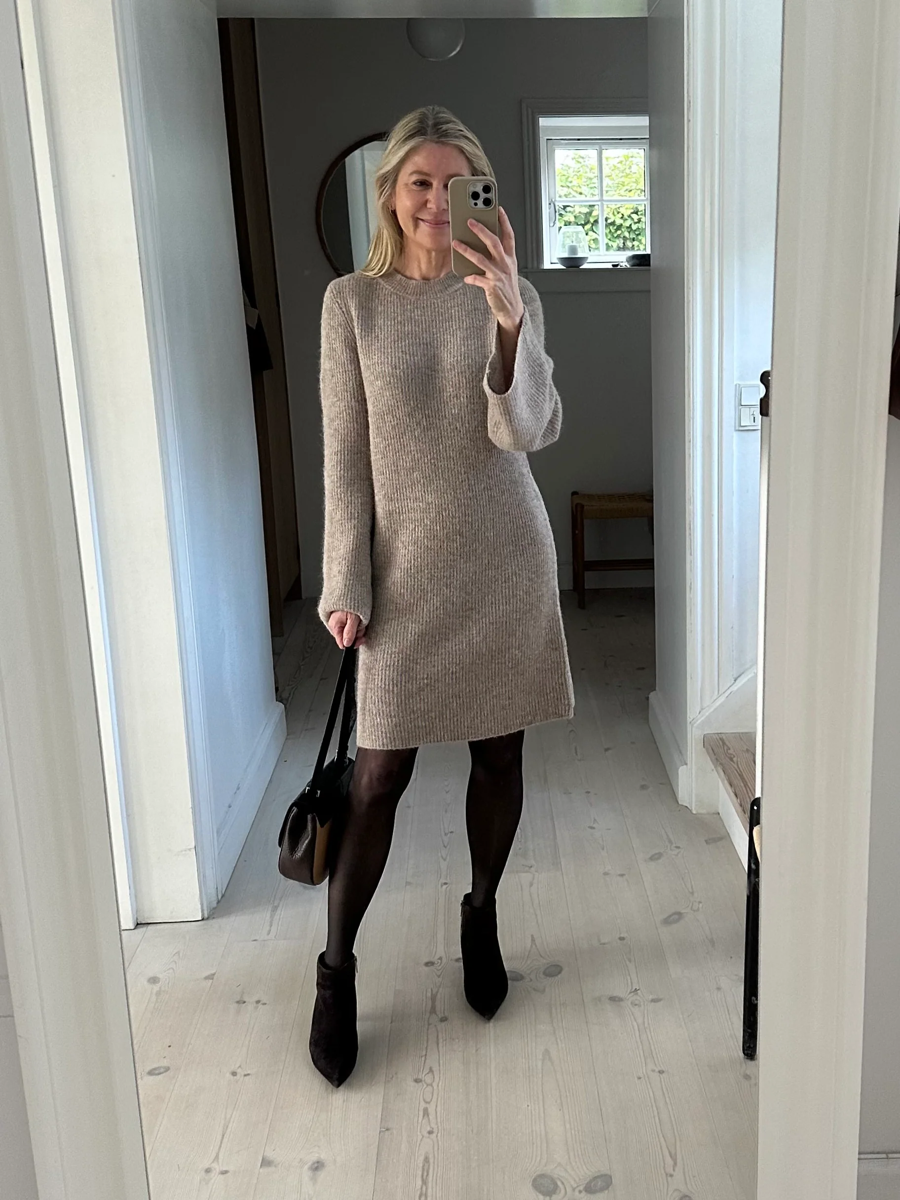 Gestuz AlphaGZ short dress Warm Sand Melange - Image 4