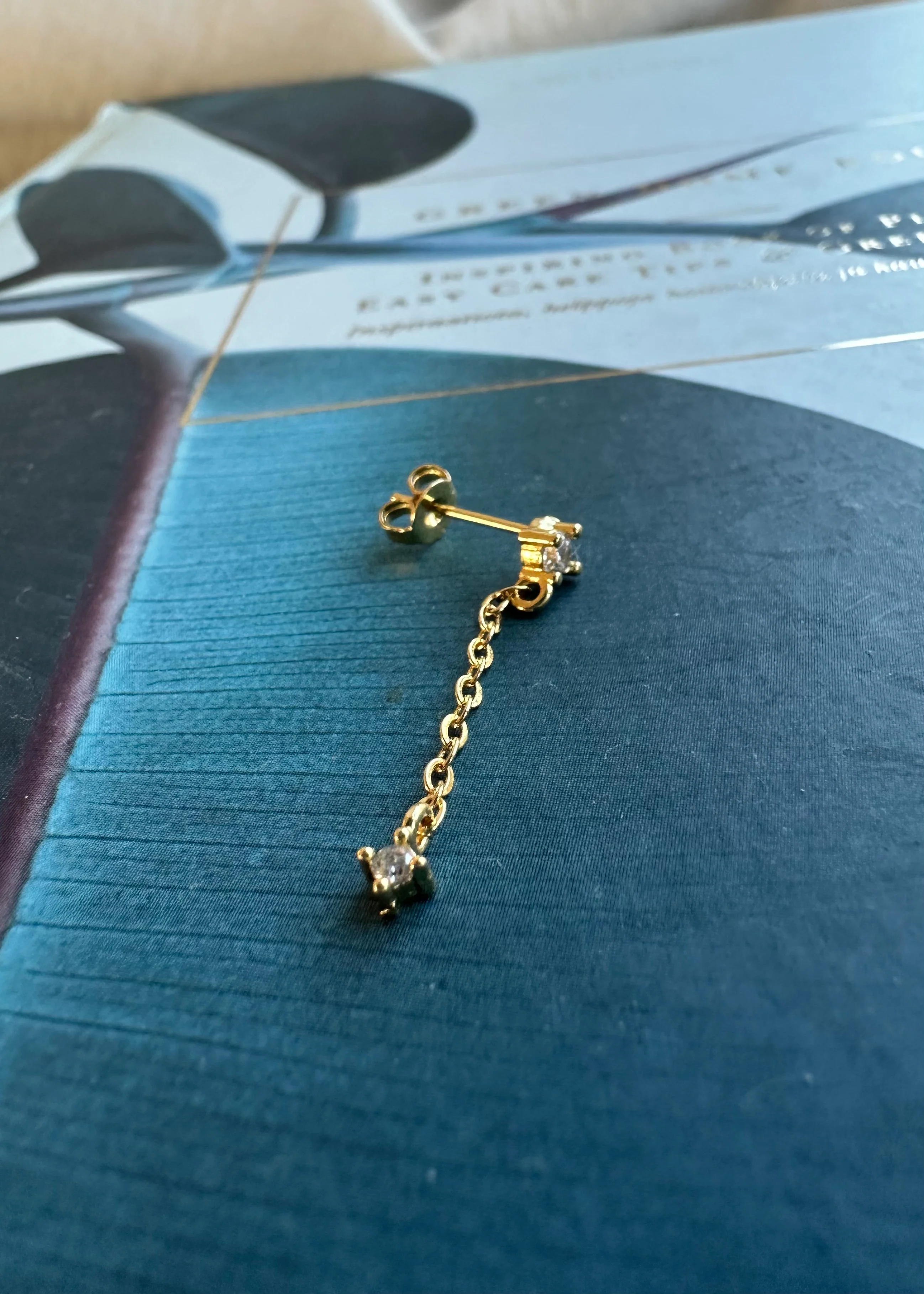 Black design by Camilla Folkman Chloe earring - Image 4
