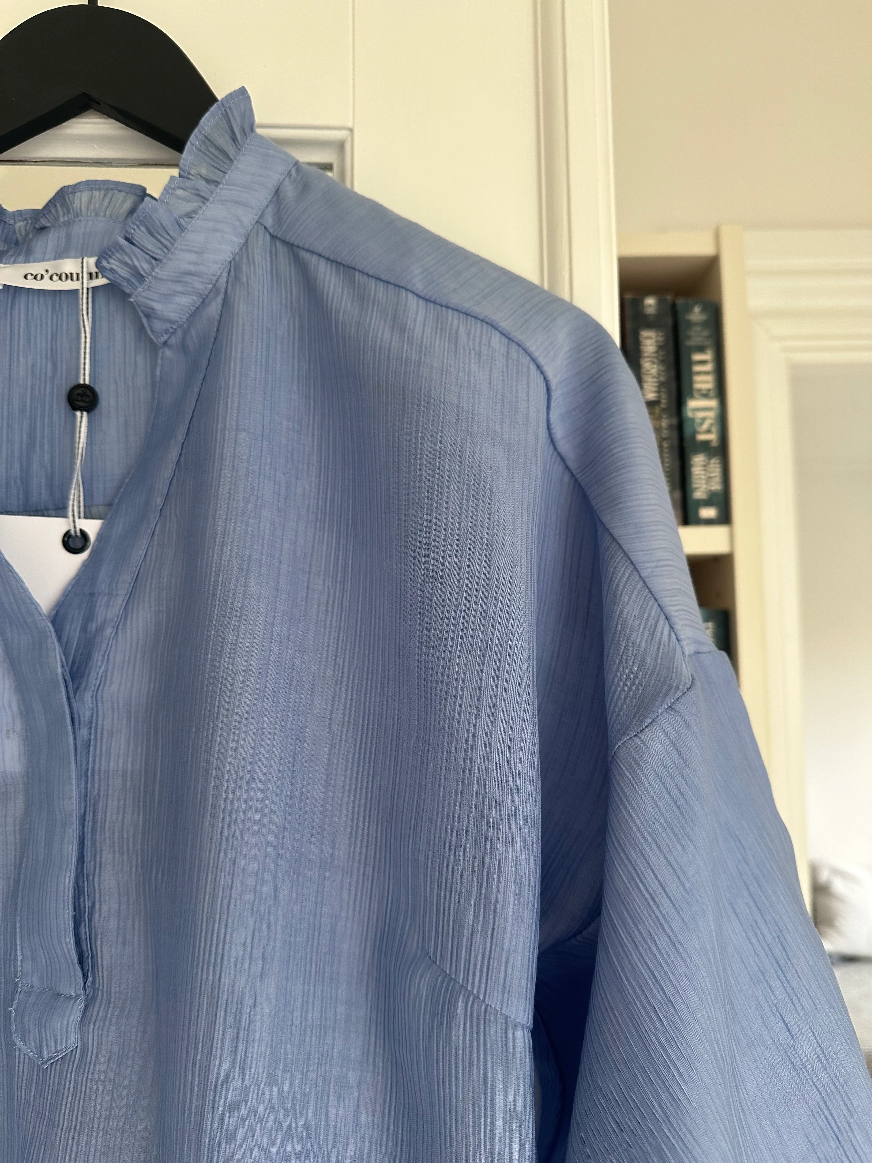 Co'Couture KendraCC Frill Blouse pale blue - Image 5