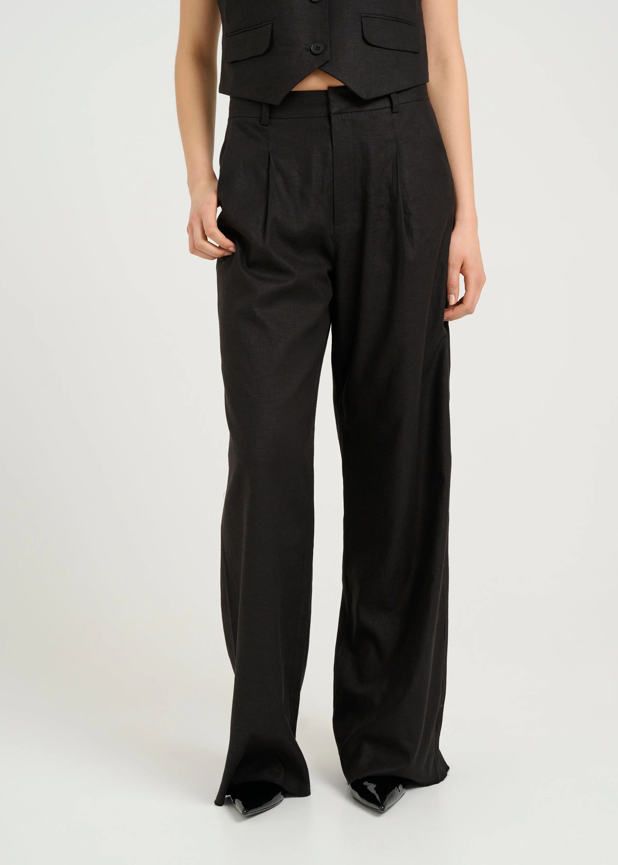 Gestuz ElarahGZ linen HW pants NOOS black - Image 2