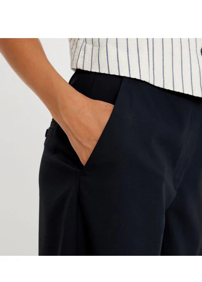 Five Units Laura Shorts dark blue - Image 6