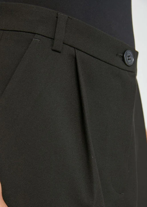 Five Units Malou Shorts Black - Image 6