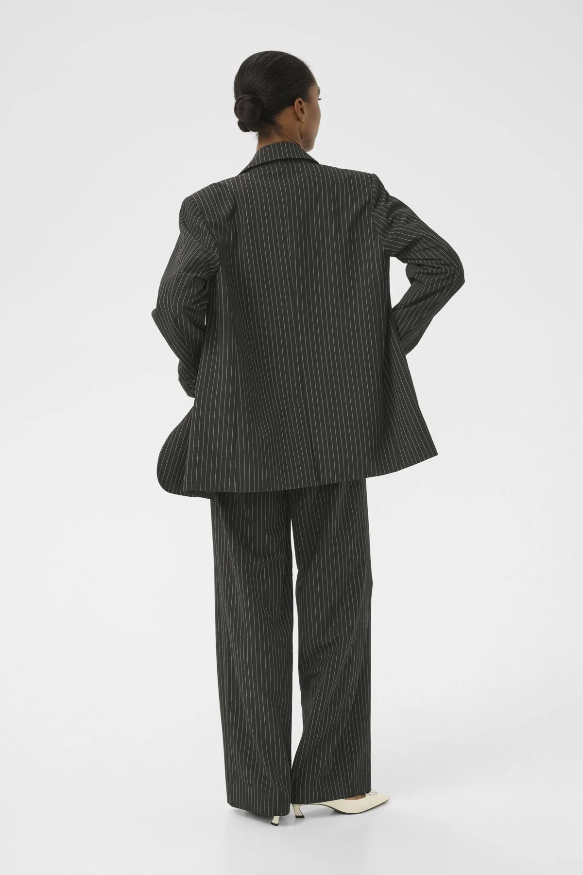 Gestuz JoelleGZ blazer black pinstripe - Image 3