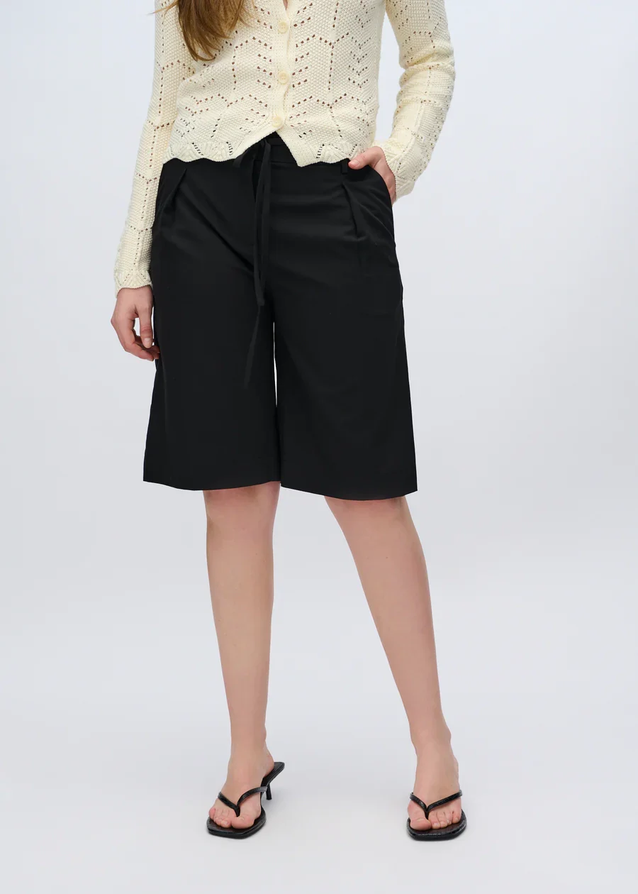 Moves Haven shorts black - Image 4