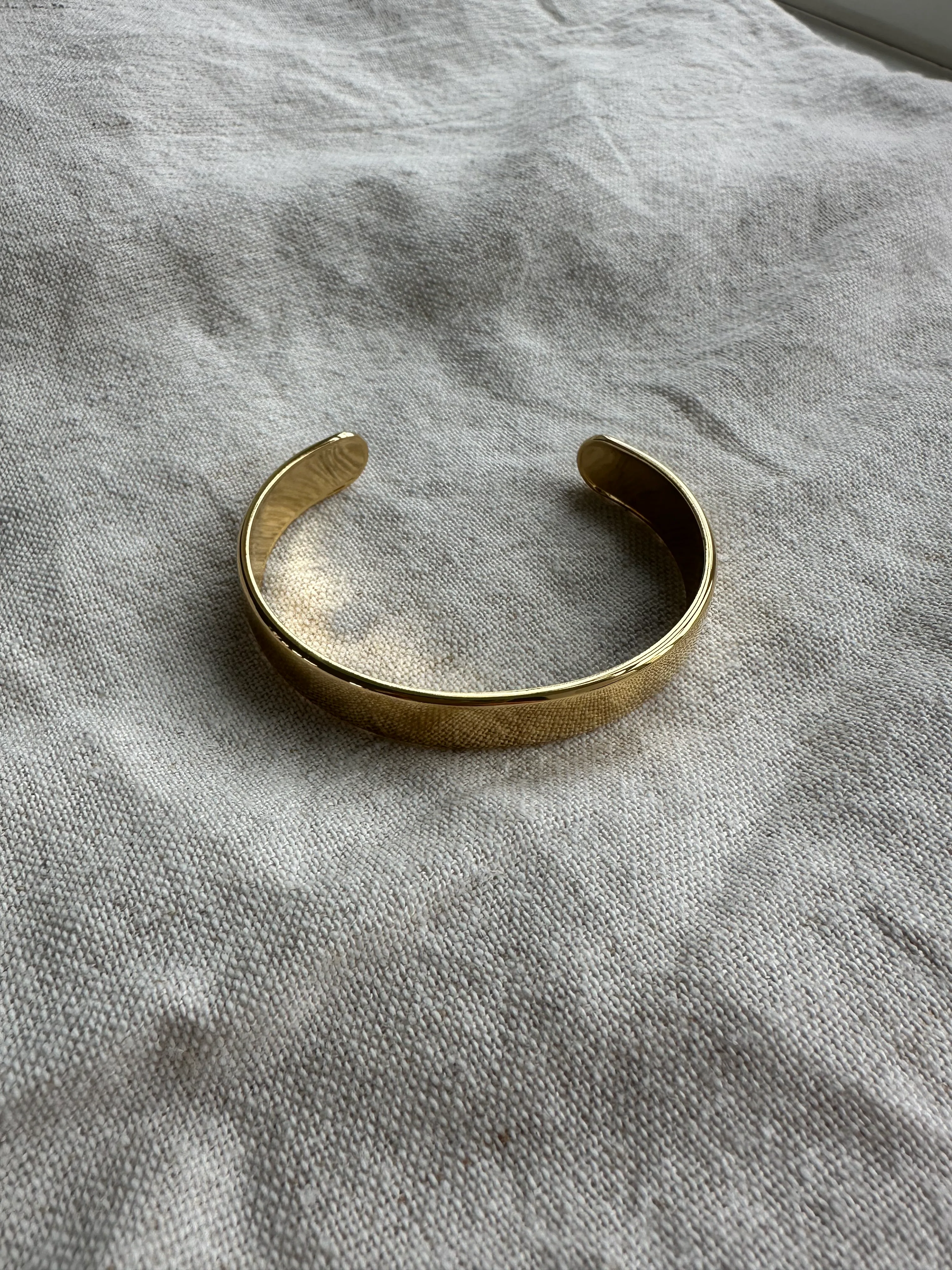 Plissé Copenhagen Jozelle bangle Gold - Image 3