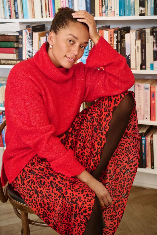 Part Two LeahsPW Pullover Salsa (red) - Image 4