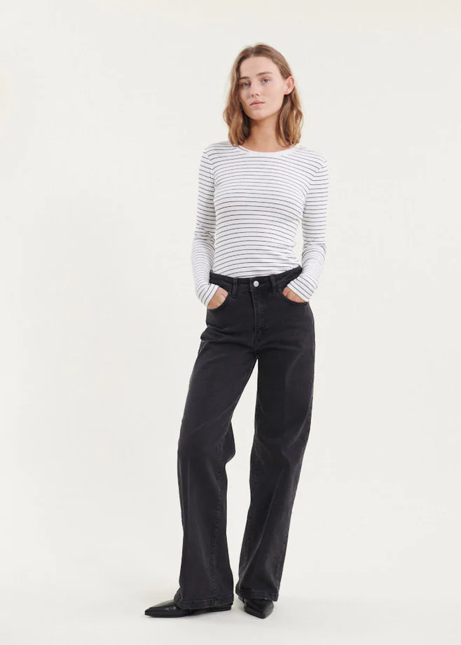 Basic Apparel Ludmilla LS Tee 702 Bright white / black - Image 3