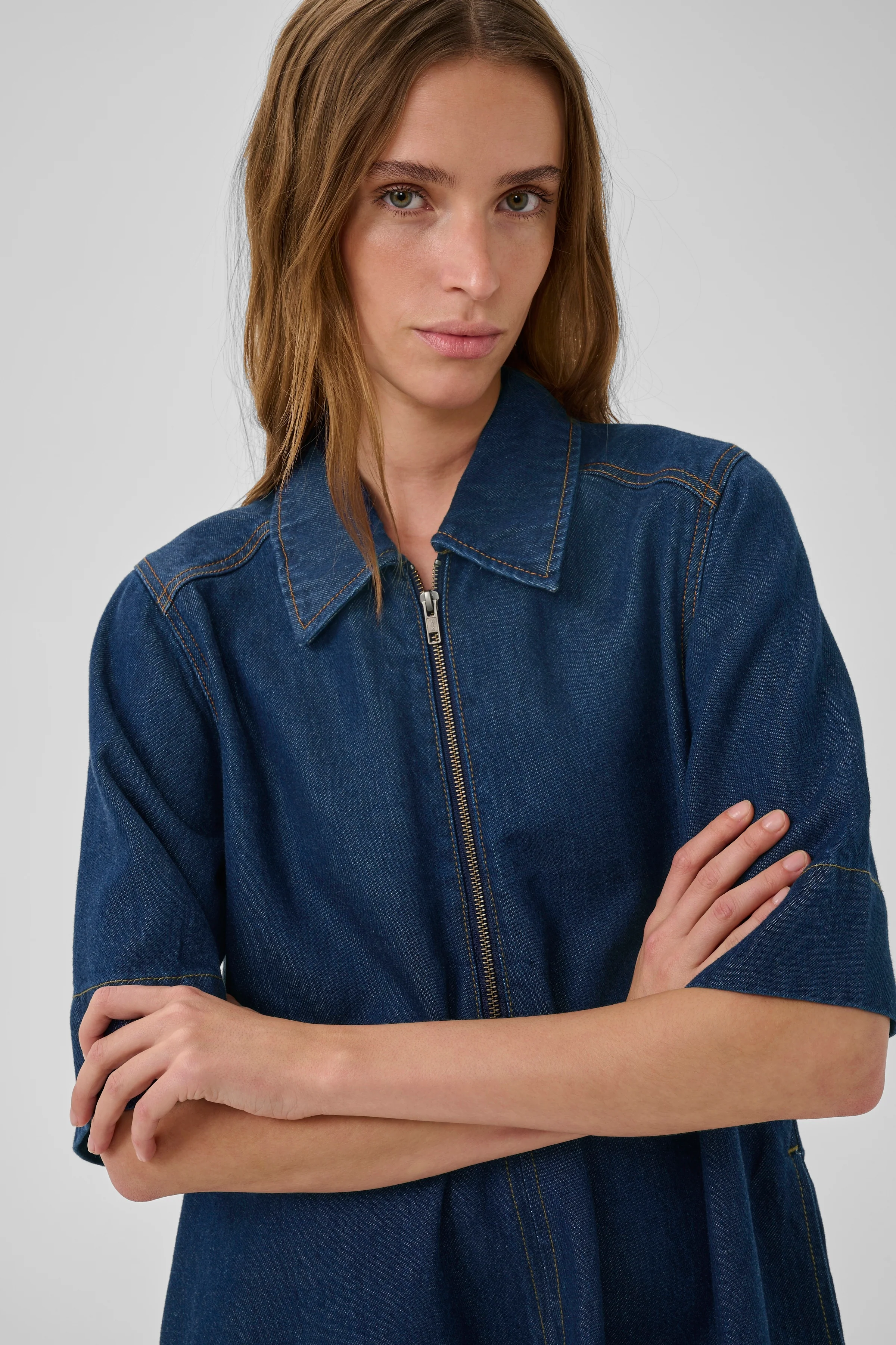 My Essential Wardrobe MWMalo 181 Short ZipDress Dark Blue Un-Wash - Image 4