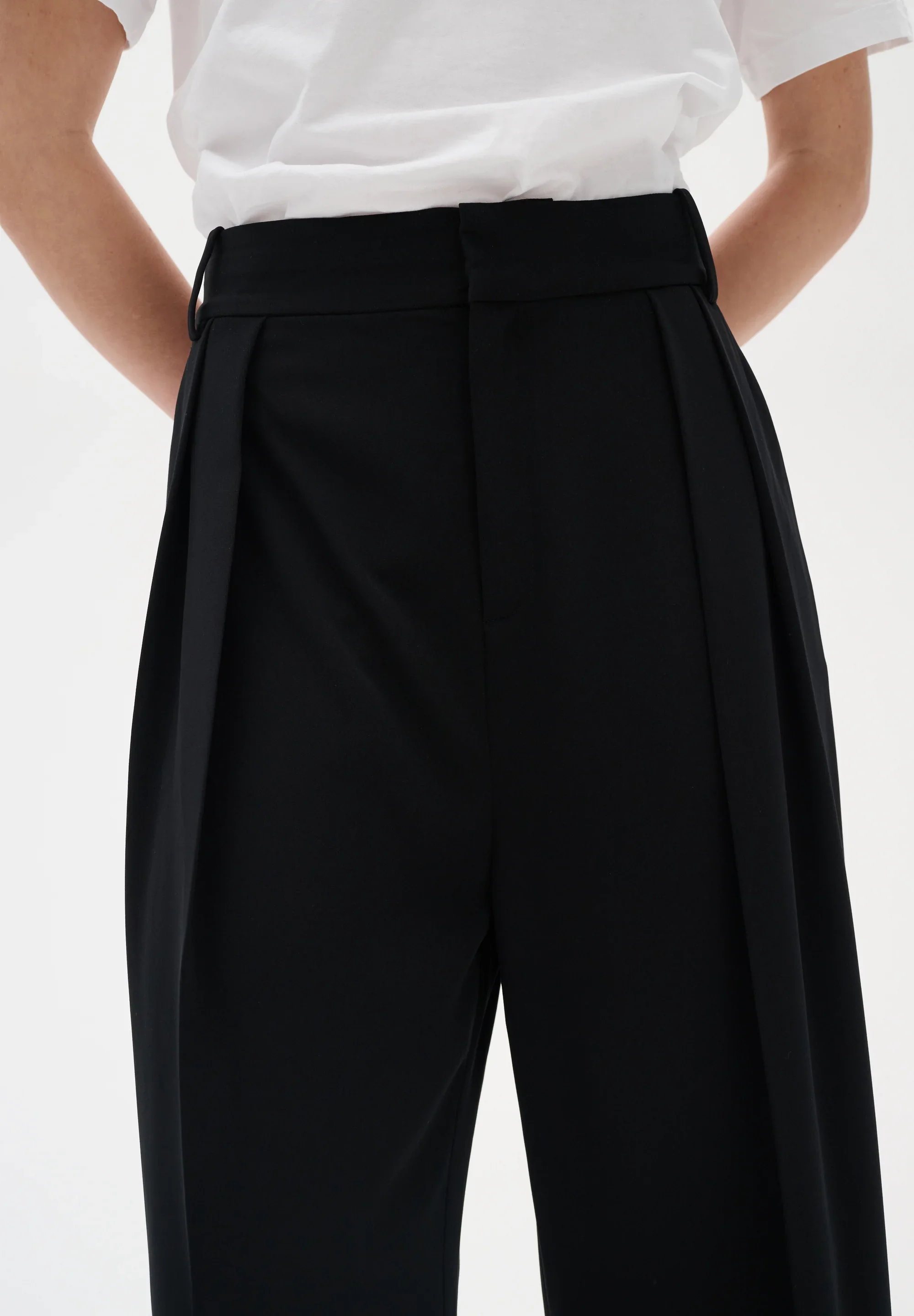 InWear NatalyalIW Cropped Pants Black - Image 2