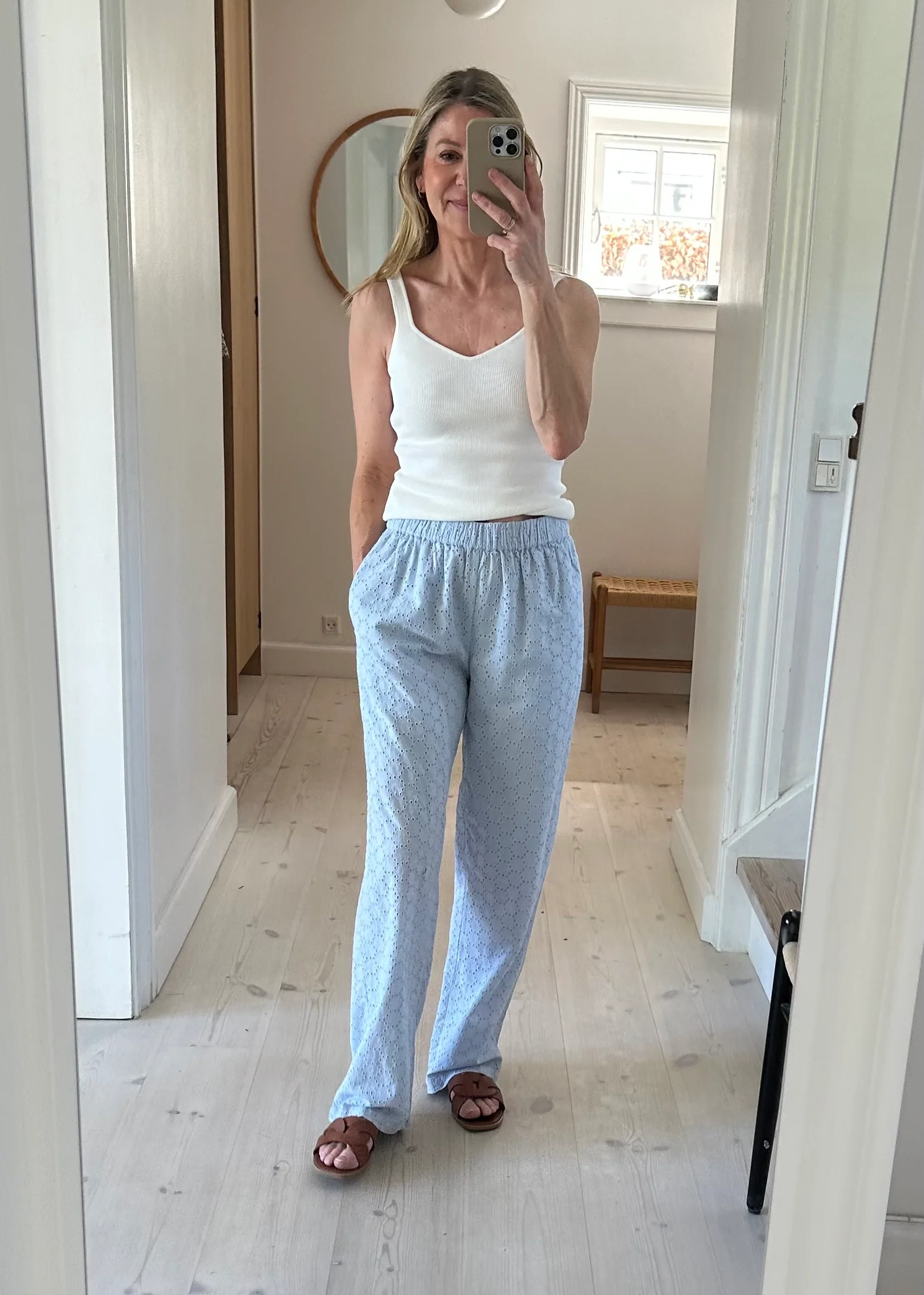 Neo Noir Claira Broderie pants light blue - Image 2