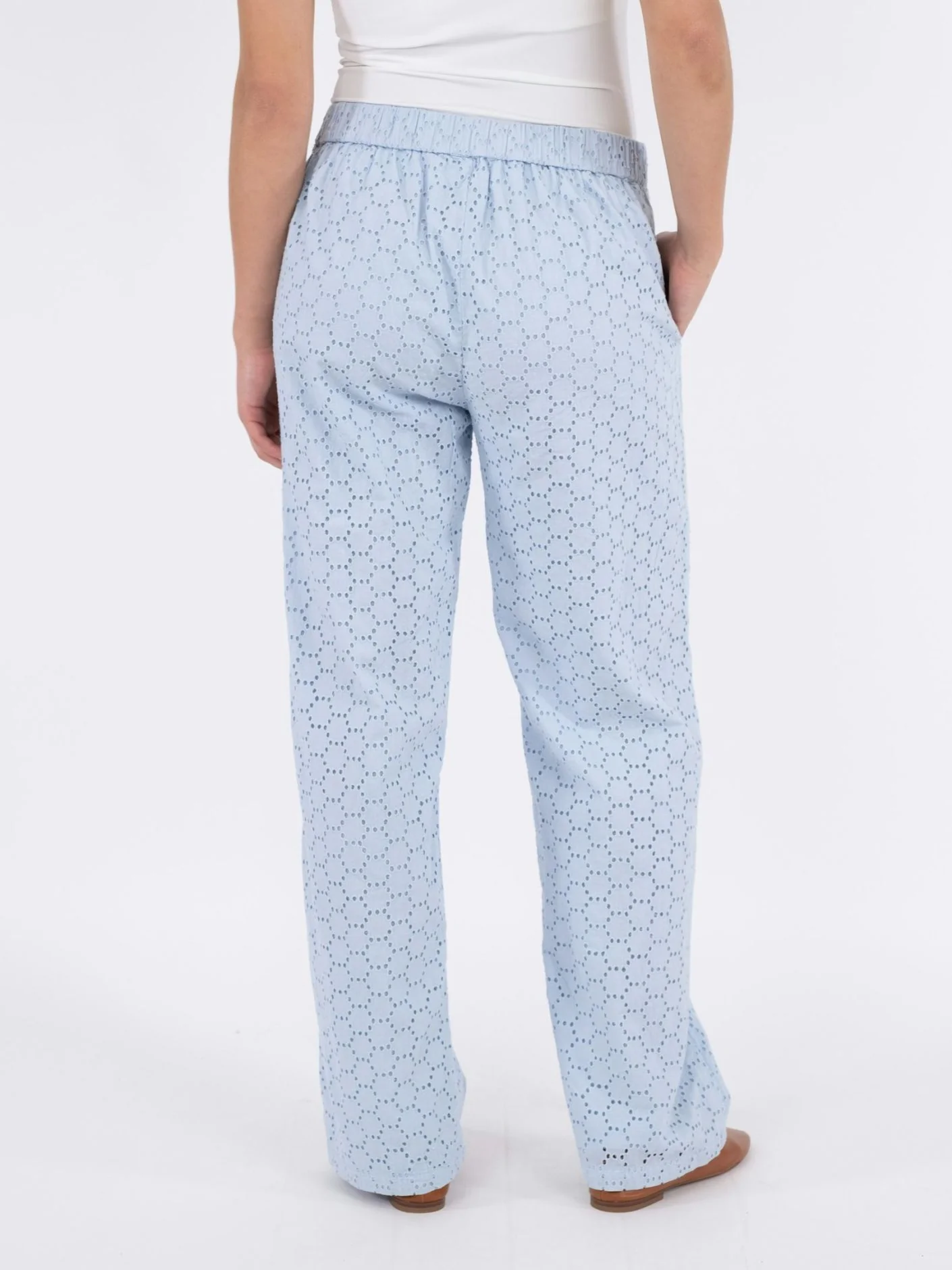 Neo Noir Claira Broderie pants light blue - Image 7