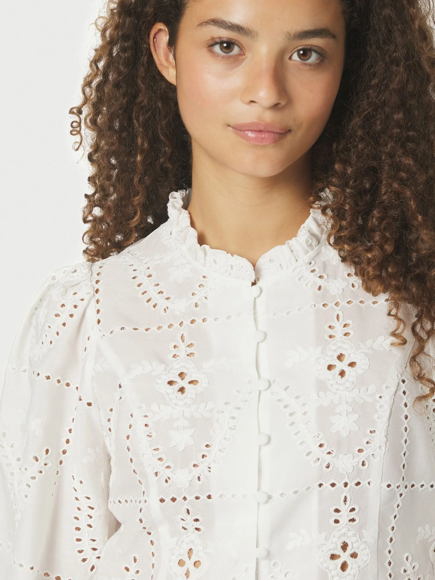 Neo Noir Gilda Embroidery Blouse White - Image 8