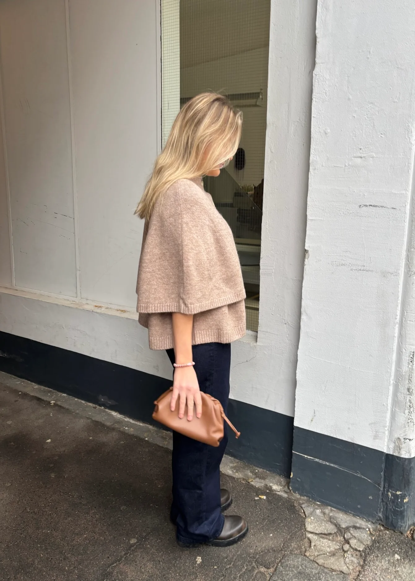 Neo Noir Josei Double Knit Cape Beige Melange - Image 3