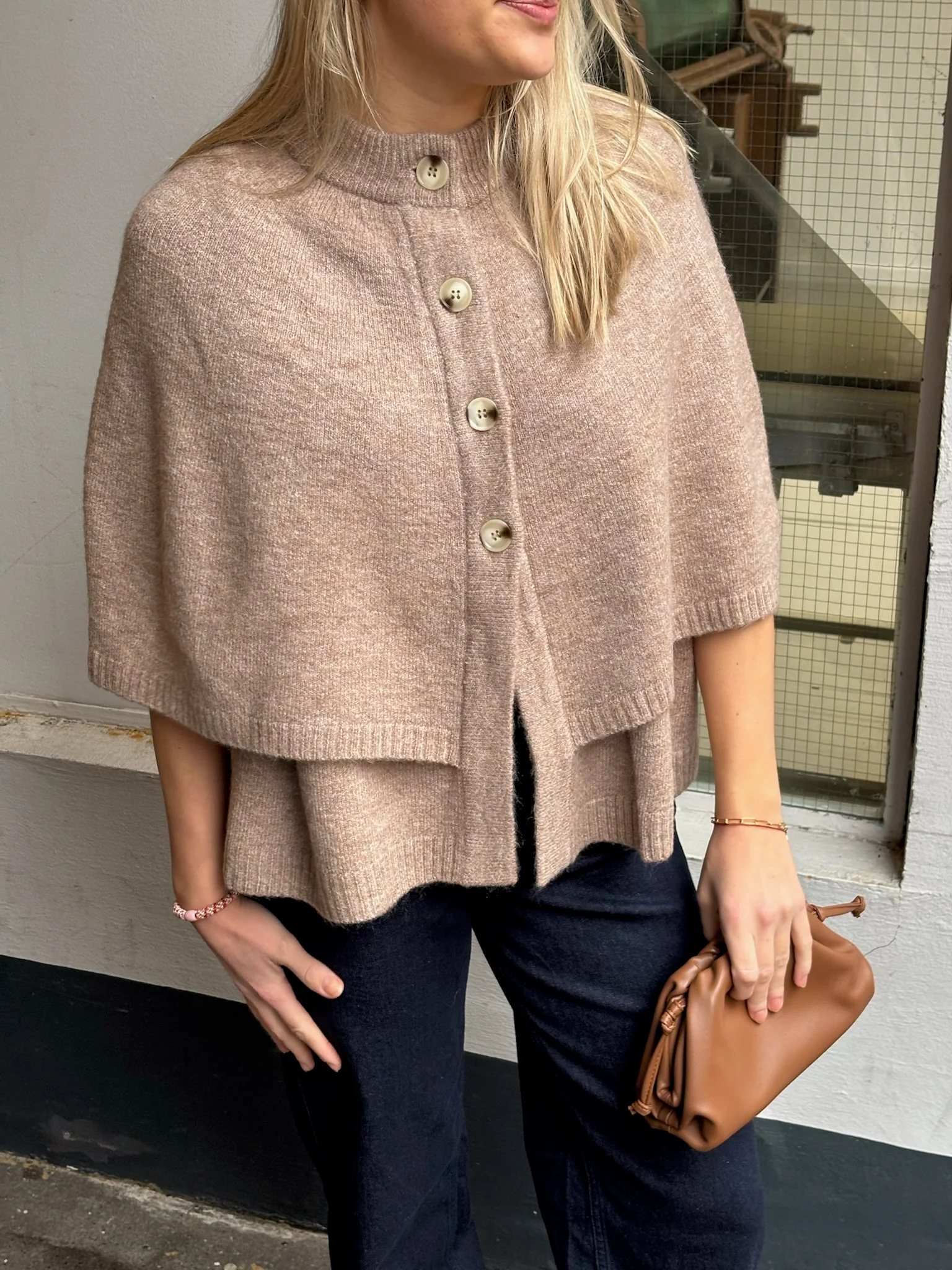 Neo Noir Josei Double Knit Cape Beige Melange - Image 4