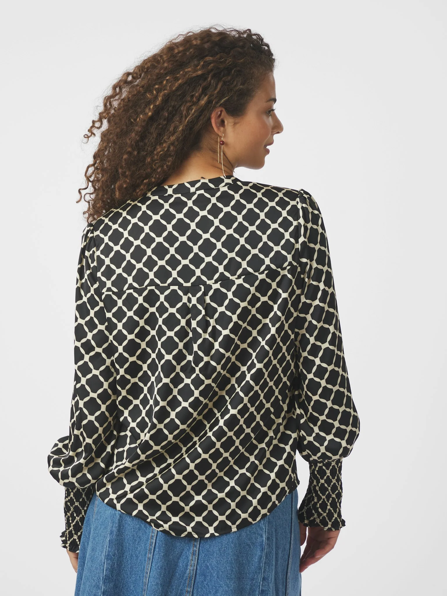 Neo Noir Landa Tile Print Blouse Black - Image 2