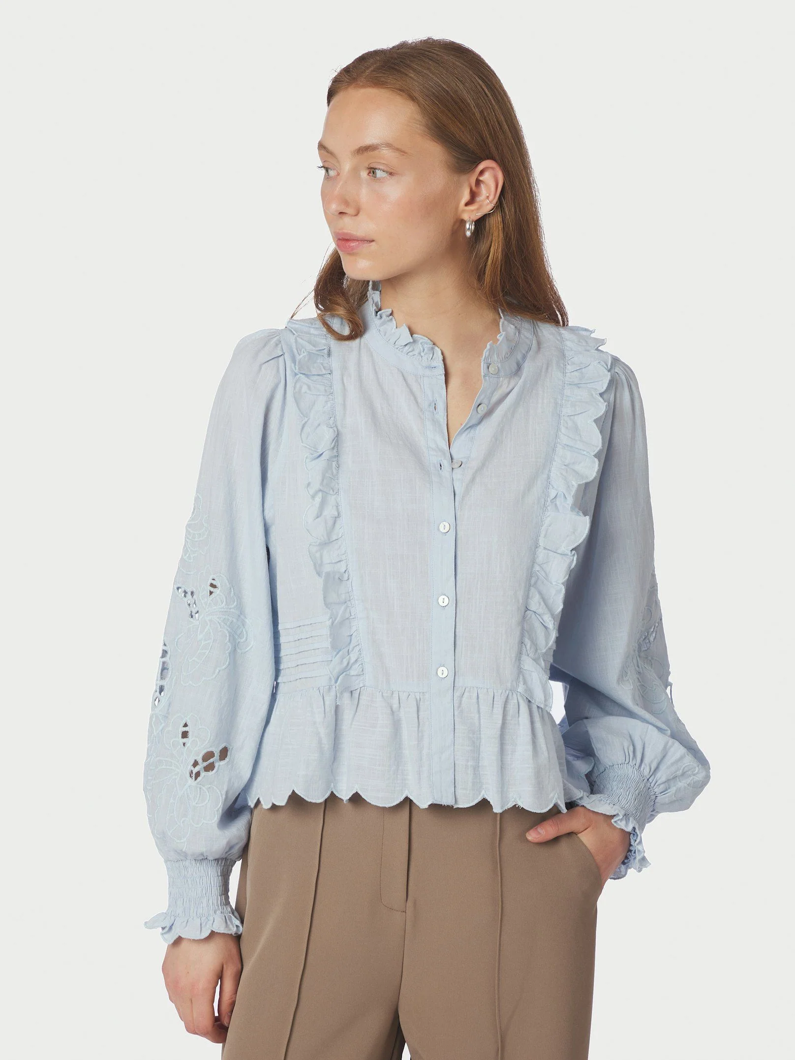 Pre-order uge 19. Neo Noir Petrine Embroidery Blouse Light blue - Image 5