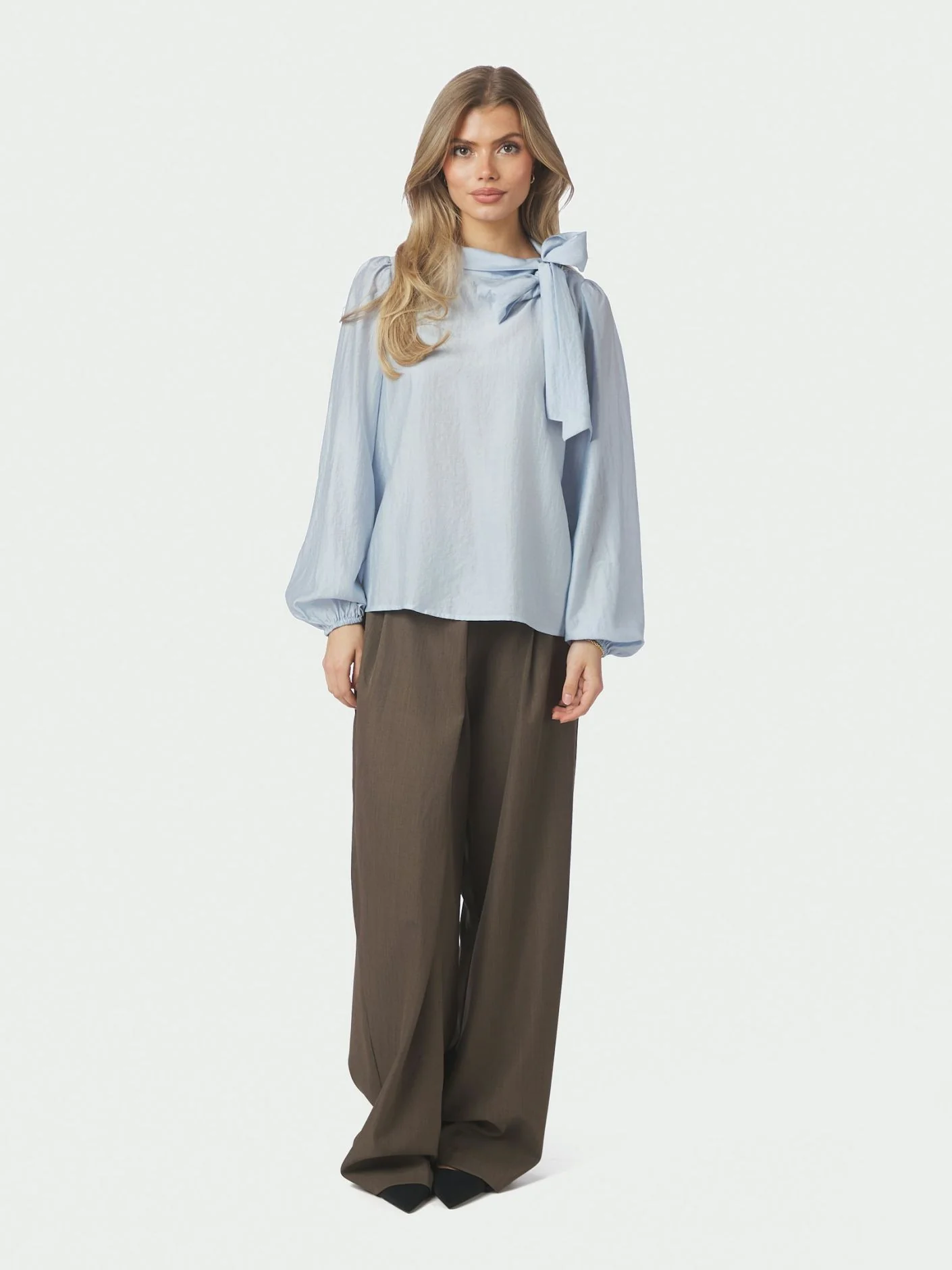 Neo Noir Selene Crisp Blouse Light Blue - Image 2