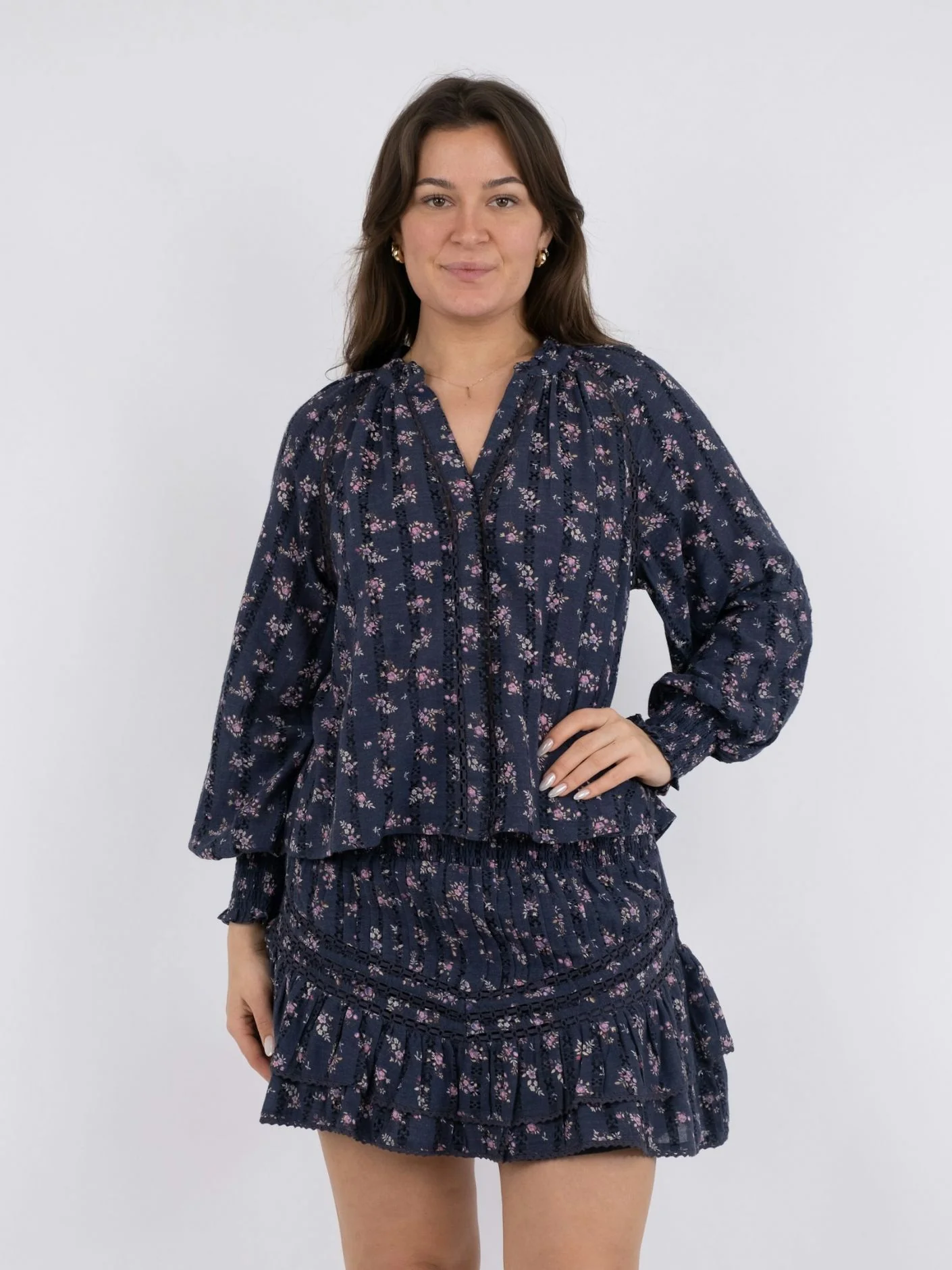 Neo Noir Stimma Delicate Flower Bluse dusty navy - Image 6