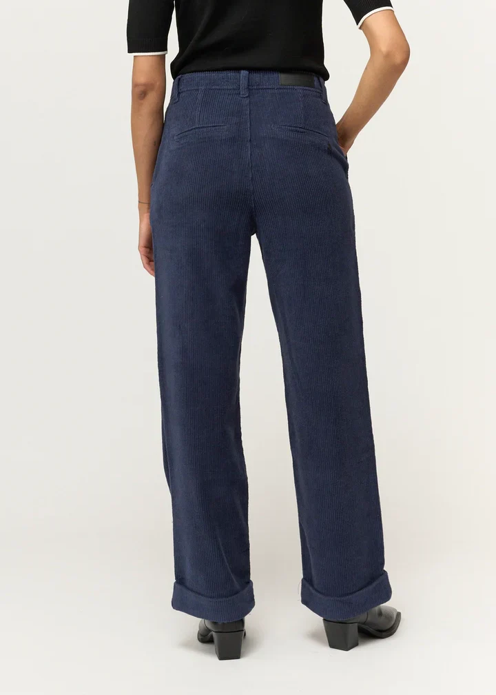 Pieszak Birkin Weekend Pant Stunning Corduroy Deep Navy Blue - Image 4