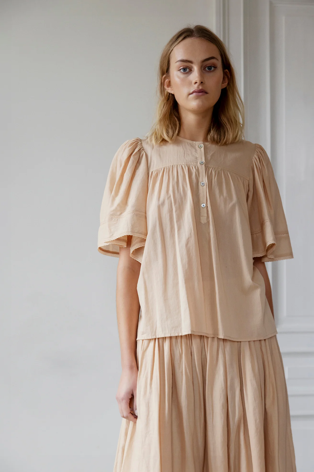Project AJ117 Cleo Blouse Sand - Image 2