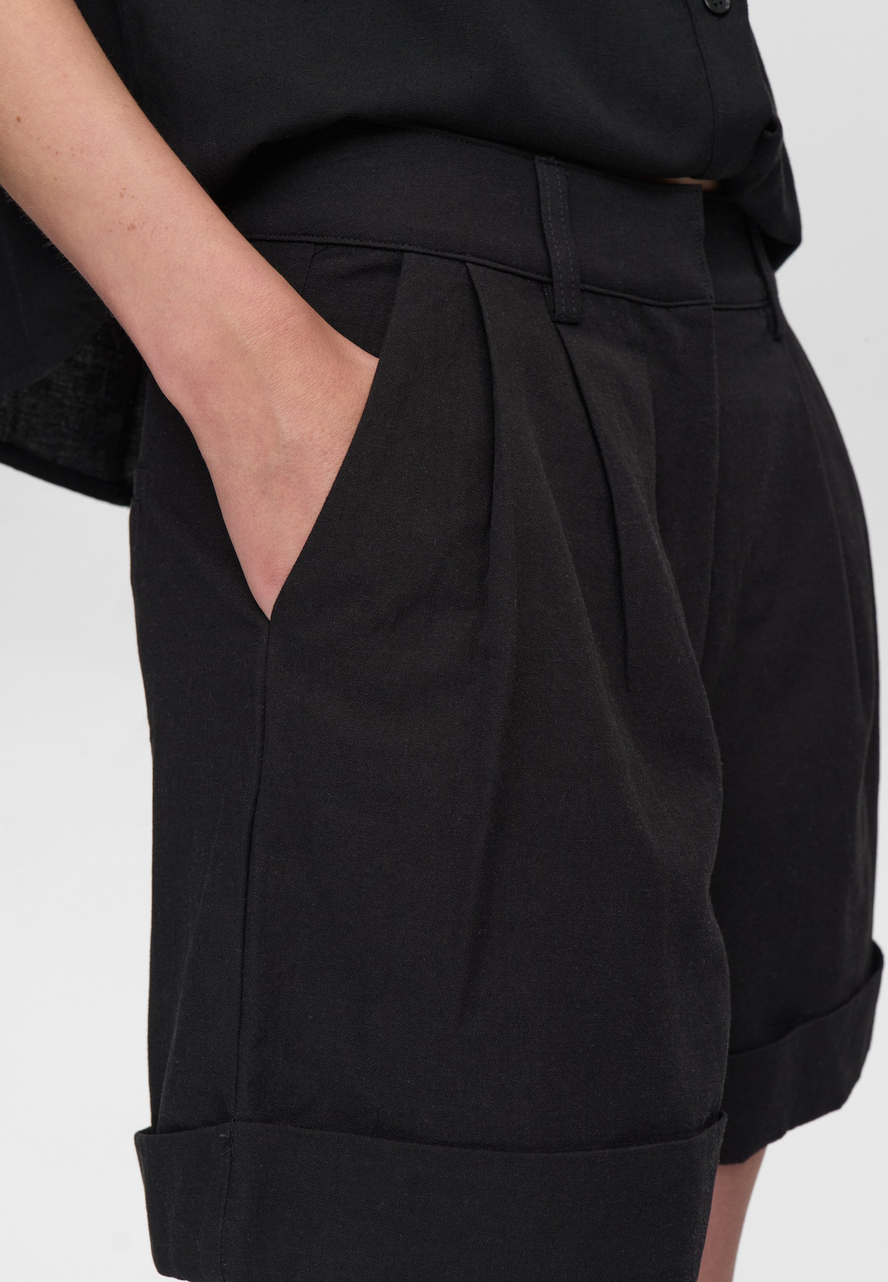 Minimum Selby shorts 4191 black - Image 3