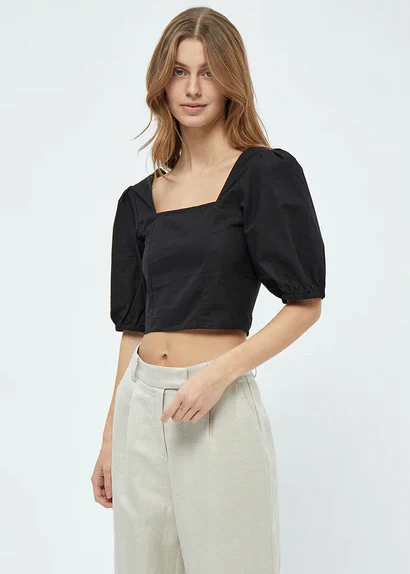 Minus Shelba Cropped Linen Blouse Black - Image 3