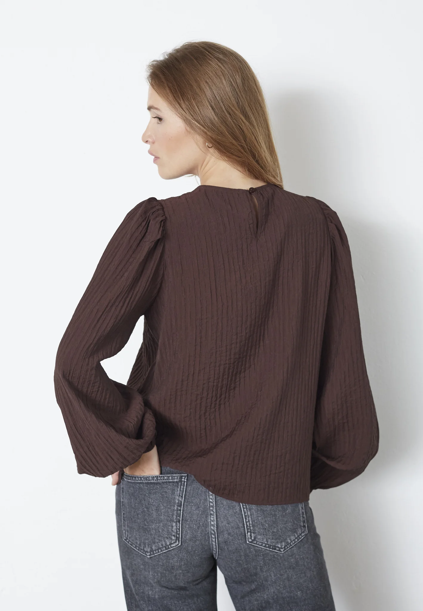 Co' Couture ShinaCC Pintuck Blouse Dark Brown - Image 2