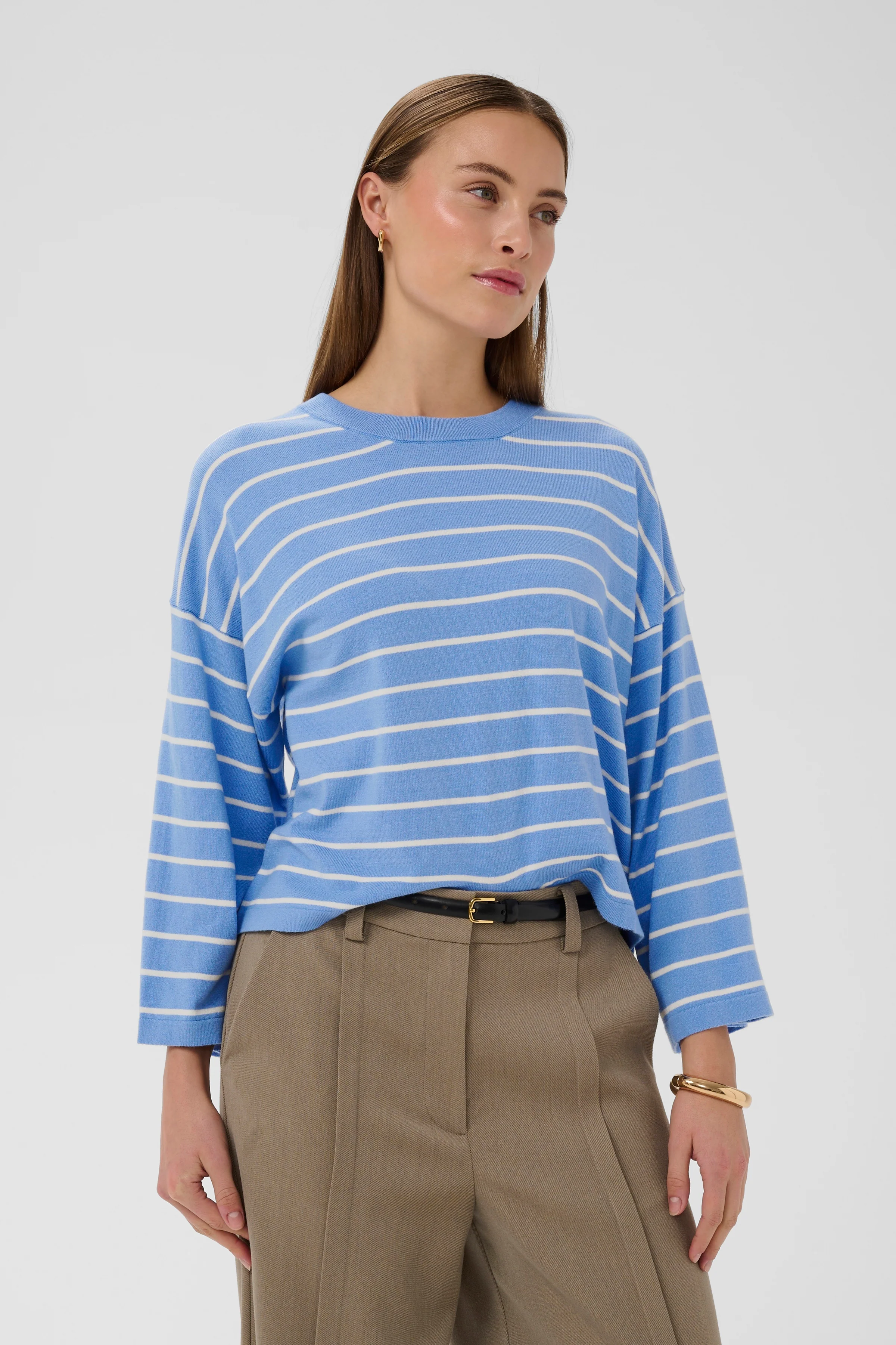 Soaked in Luxury SLSpina Boxy Pullover Cropped Hydrangea w. White Stripe - Image 3