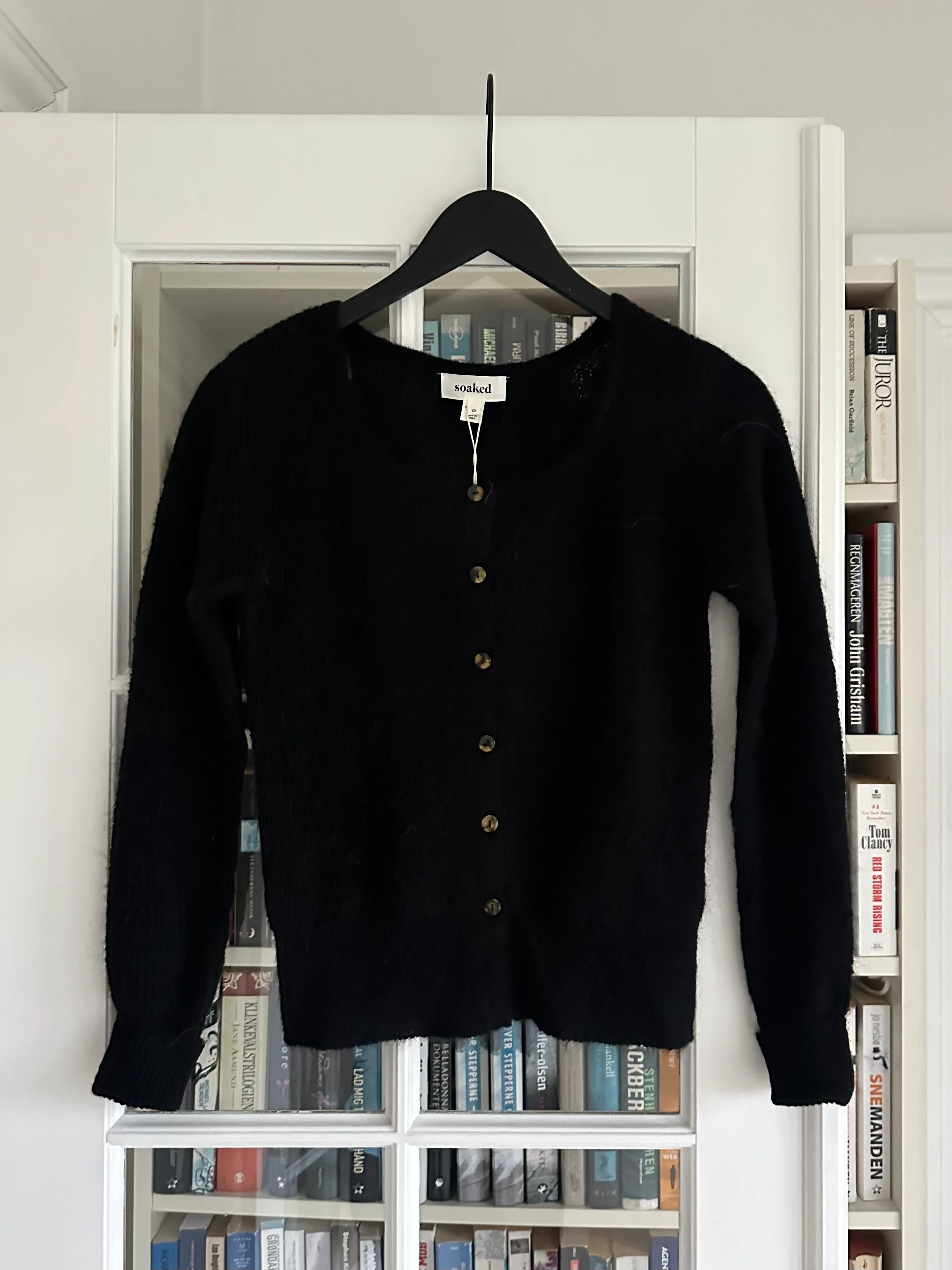 Soaked in Luxury SLTuesday Petit Cardigan Black - Image 6