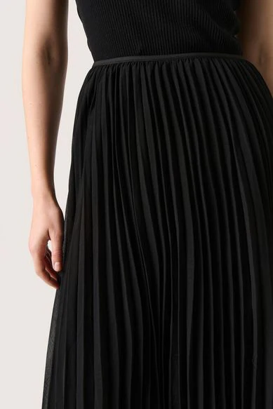 Soaked SLEvelina Plissé Skirt black - Image 5
