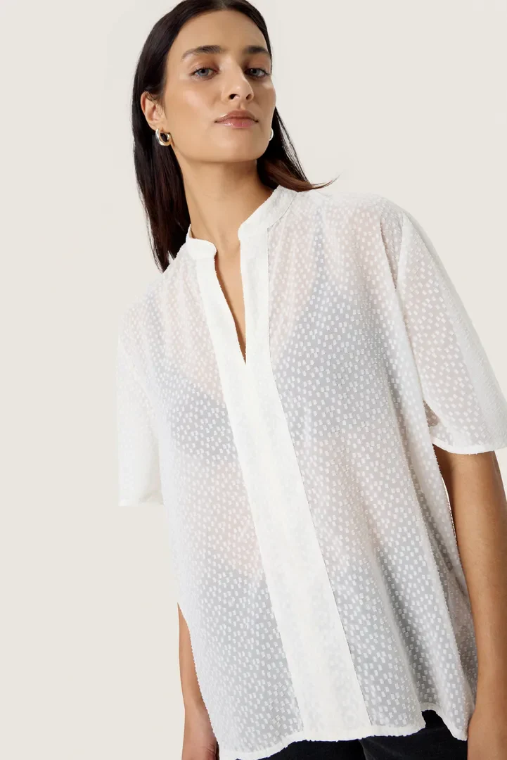 Soaked SLCammelie Amily Blouse SS White - Image 3