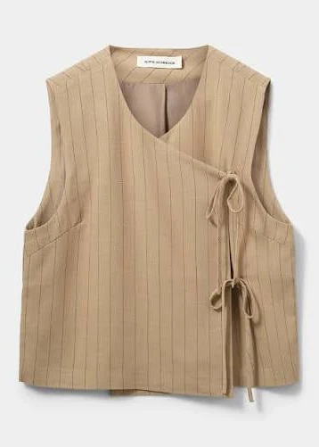 Sofie Schnoor Cailin vest light brown striped - Image 3