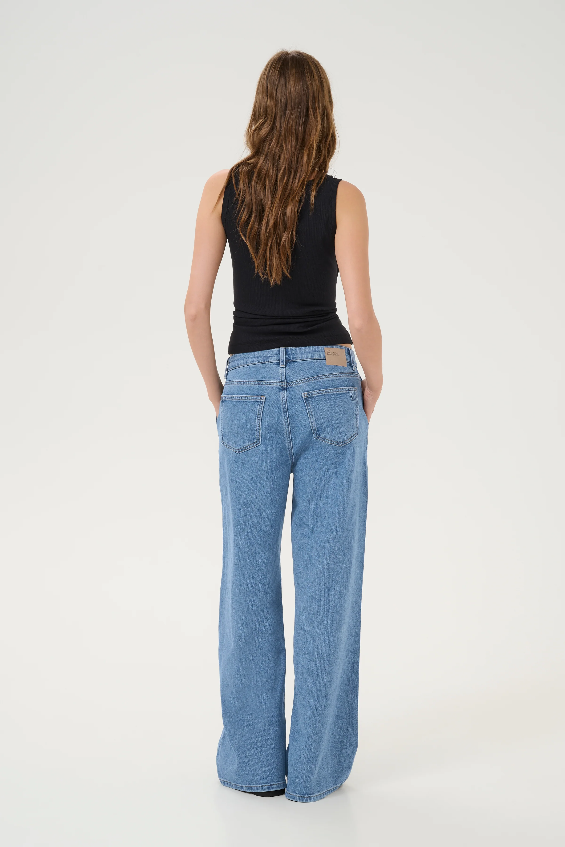 My Essential Wardrobe TusaMW 139 High Wide Y Medium Blue Retro Wash - Image 4